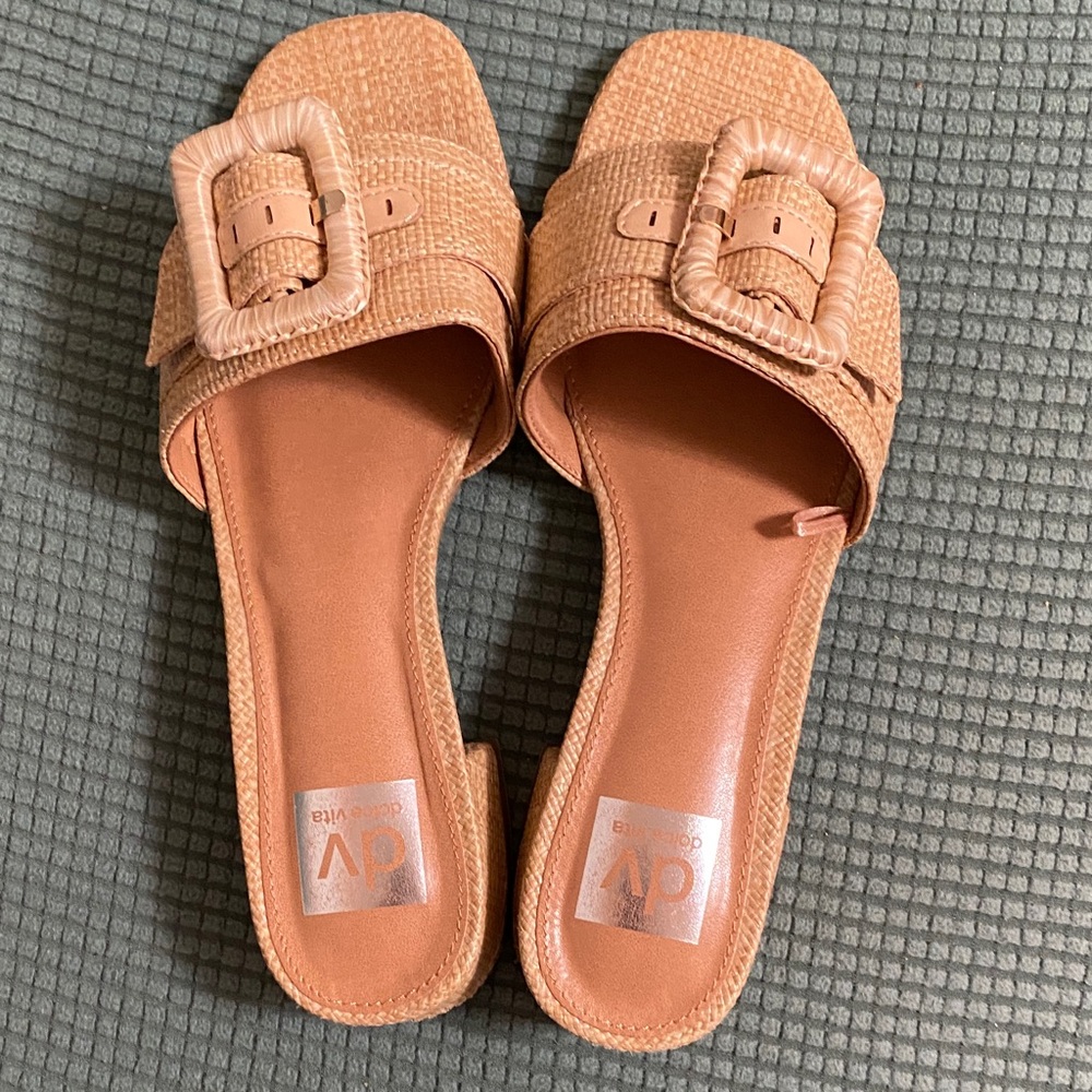 Tan New Dolce Vita Woven Slide Sandals Size 7.5